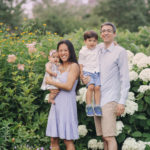 Chicago family photographer in natural light in Lincoln Park